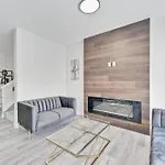 Sunny Perch Stay